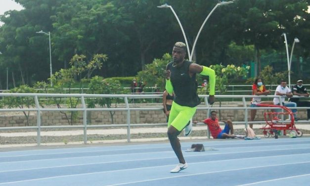 Raúl Mena, de Atlántico, a la Selección de relevos para Mundial de Polonia