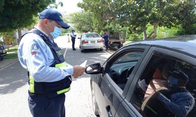 20 mil vehículos se movilizaron por las vías del Atlántico durante el puente festivo
