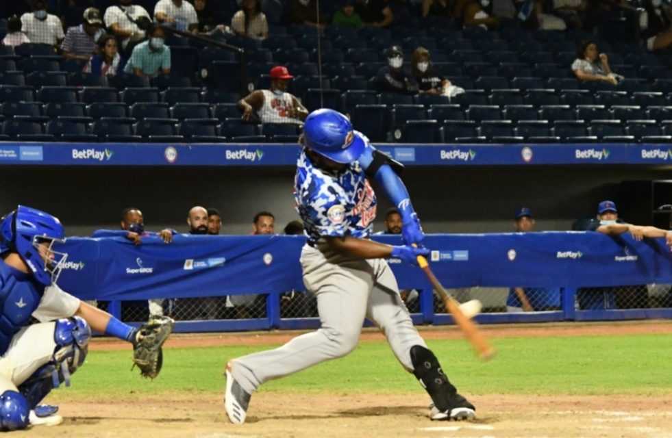 Caimanes empata la final: los maderos despertaron
