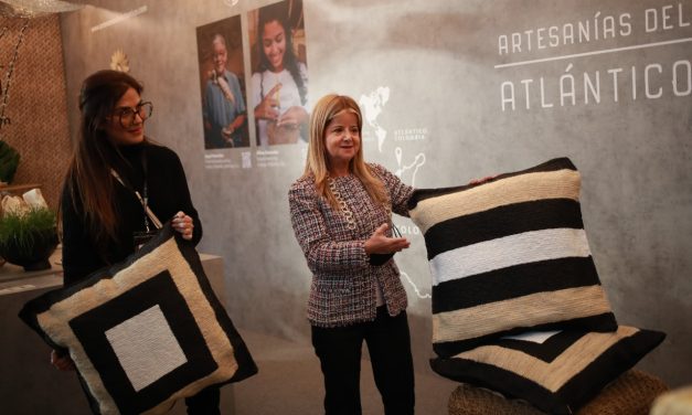 Gobernadora abre exhibición de artesanos del Atlántico en la feria internacional Maison & Objet 2022