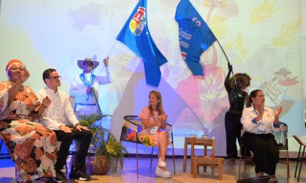 Gobernadora celebró 117 años del departamento en instalación del Congreso Atlántico CREA