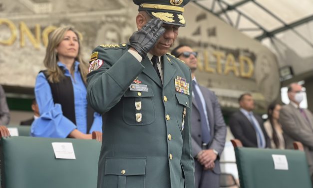 General Zapateiro renunciará al Ejército el 20 de Julio