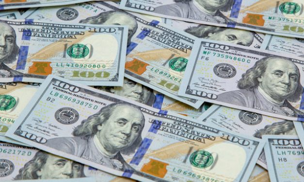 Dólar cerró con un máximo de 4.508 pesos