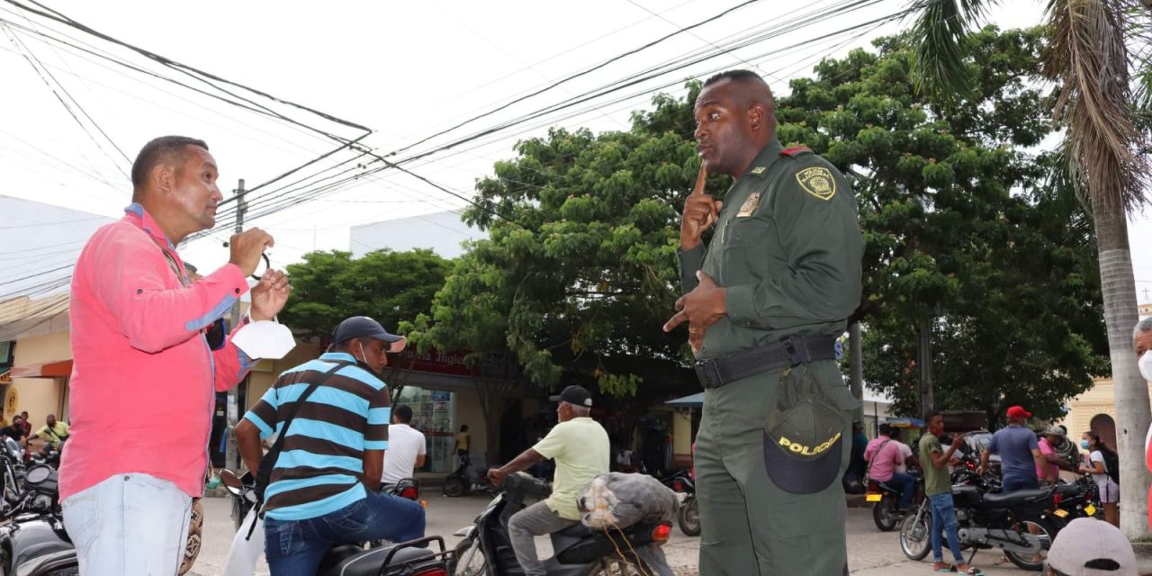 El patrullero cuya misión trasciende los desafíos de la palabra