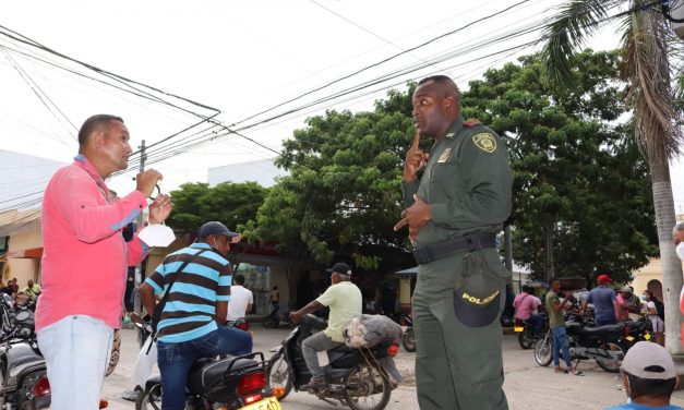 El patrullero cuya misión trasciende los desafíos de la palabra