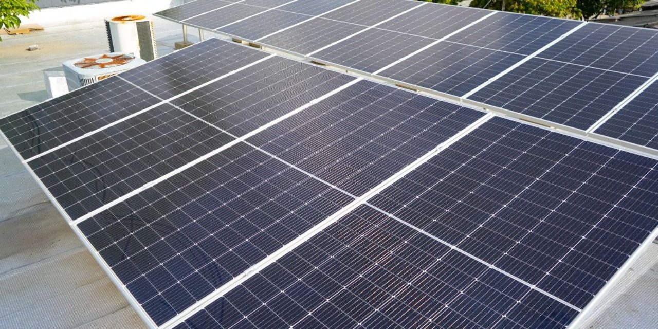 SENA Atlántico abre  dos plantas solares fotovoltaicas