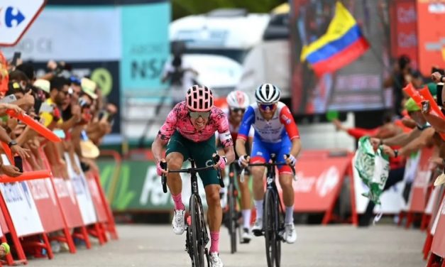 Rigoberto Urán consigue su primer triunfo en la Vuelta a España