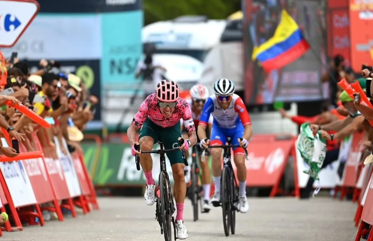 Rigoberto Urán consigue su primer triunfo en la Vuelta a España