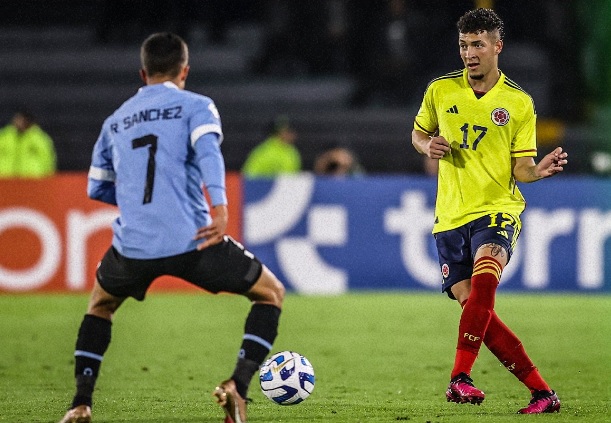 Colombia vendió cara la derrota ante Uruguay: 0-1