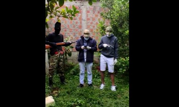 Extorsionistas amenazan y la Policía responde