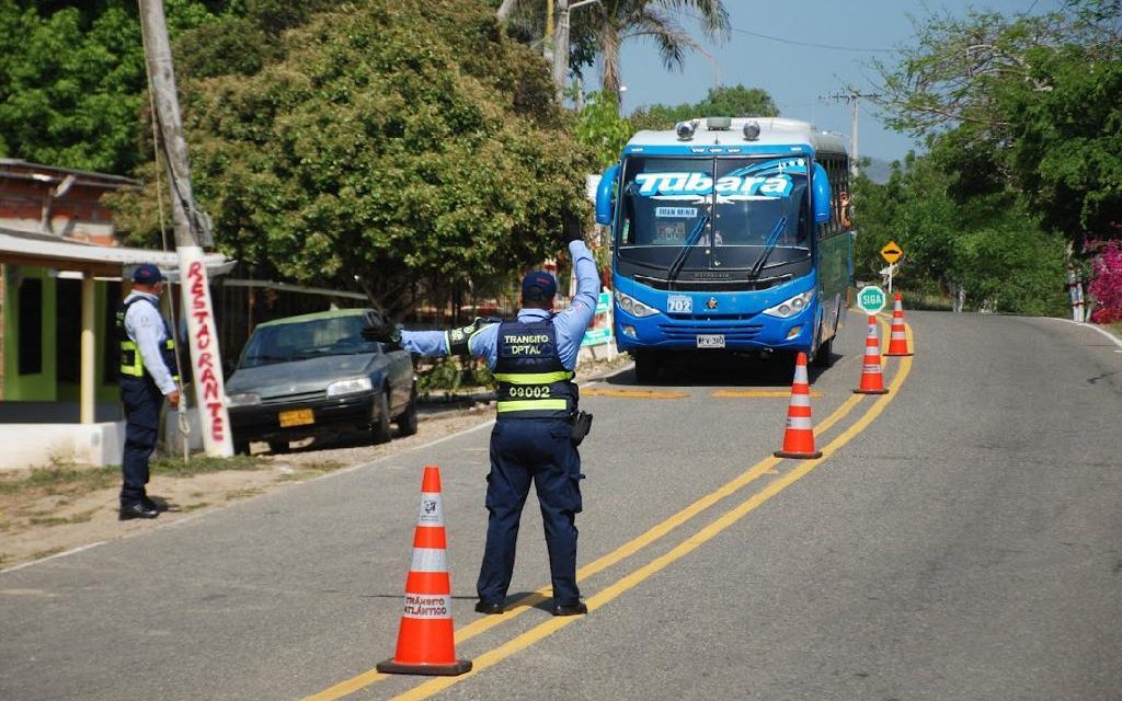Tránsito del Atlántico despliega controles viales para evitar siniestros en este puente festivo