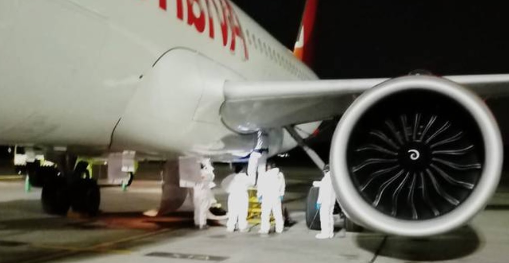 Encuentran 2 cadáveres en el tren de aterrizaje de un avión de Avianca