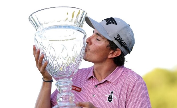 ¡Histórico! Nicolás Echeverría ganó torneo del PGA Tour y se metió en el top 50 del mundo