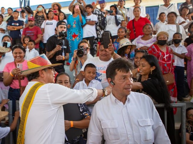 Desaprobación al presidente Gustavo Petro aumenta según encuesta