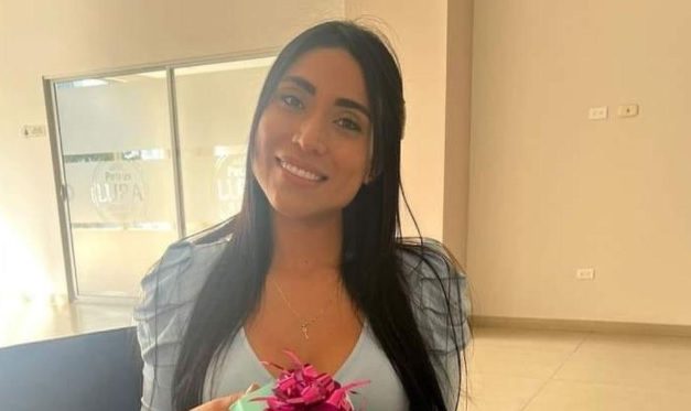 Taxita iba a devolver al punto de partida a María del Carmen, por eso se lanzó del carro