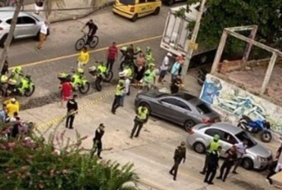 Hombre y vigilante asesinados por tres pistoleros dentro del Ara