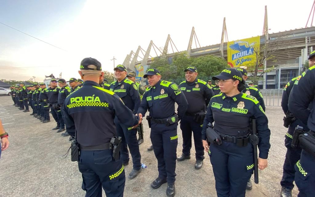 1.300  POLICÍAS, LISTOS PARA LA SEGURIDAD DEL JUEGO COLOMBIA VS URUGUAY