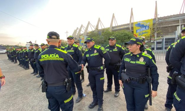 1.300  POLICÍAS, LISTOS PARA LA SEGURIDAD DEL JUEGO COLOMBIA VS URUGUAY