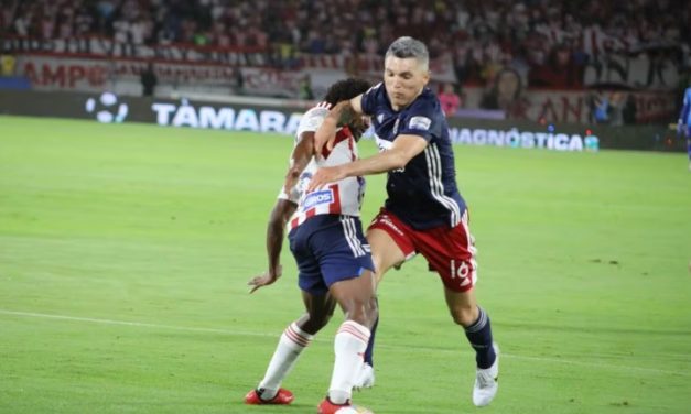 Daniel Torres vs Didier Moreno: duelo por ganar la mitad del campo en la Gran Final