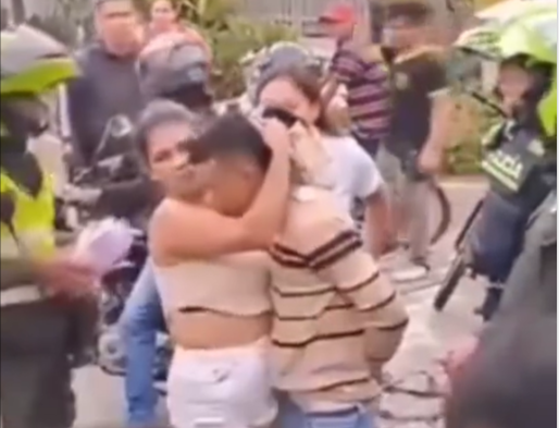 El último abrazo antes de la ‘encarcelada’