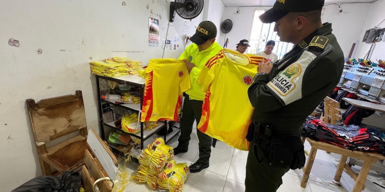 1.200 camisetas falsificadas de la selección Colombia fueron incautadas
