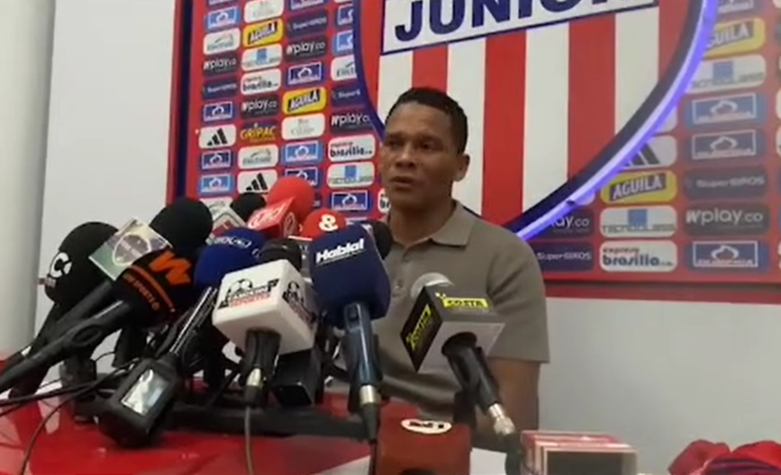 » No todo es el dinero»: Bacca tras renovar un año con Junior