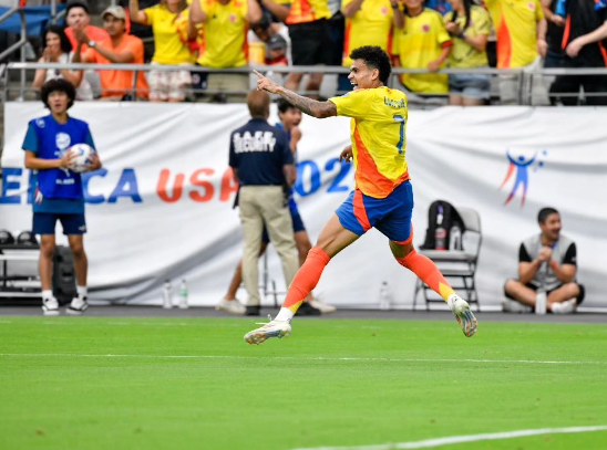 Colombia aplastó a Panamá y se aloja en Semifinales