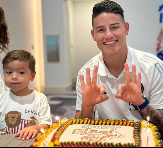 Colombia celebra el cumpleaños de James Rodríguez antes de la final de la Copa América