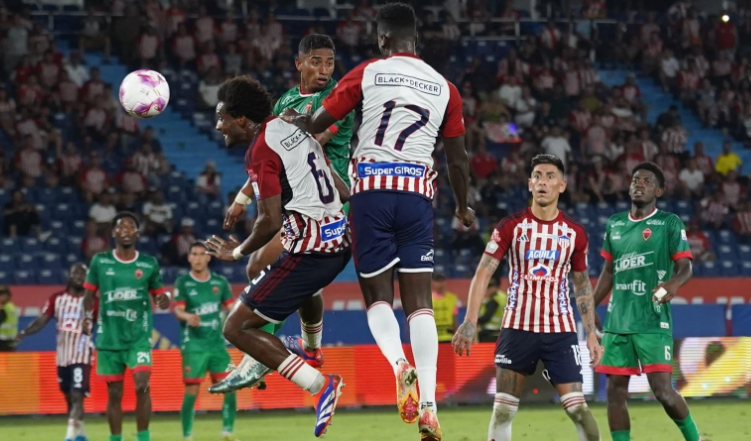 Junior y América se enfrentan en un emocionante duelo en Barranquilla