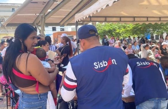 Barranquilla amplía atención del Sisbén con nuevos puntos y sistema de ‘pico y cédula’