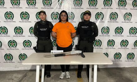 Capturada Sugey, la encargada de guardar las armas de fuego a los costeños