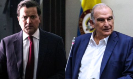 Humberto de la Calle y David Luna renuncian al Congreso