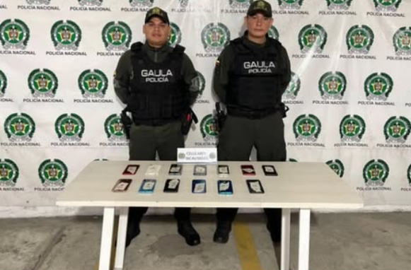 Policía de Barranquilla incauta 89 dispositivos móviles en intervenciones en centros penitenciarios