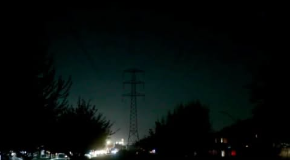 Chile en penumbras: falla eléctrica deja sin energía al 99 % del país