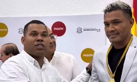 Teófilo Gutiérrez calienta para el partido más grande: la presidencia?