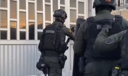 Golpe al crimen organizado en Barranquilla: incautan arsenal y 208 kilos de cocaína