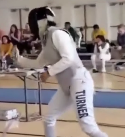 Esgrimista se niega a competir contra atleta trans y desata polémica en EE. UU.