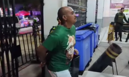 Padre agrede con machete a sus hijas en Manatí y es capturado por la Policía
