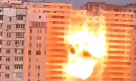 Masacre en Kiev: al menos 14 muertos, incluido un estadounidense, tras ataque ruso con drones y misiles