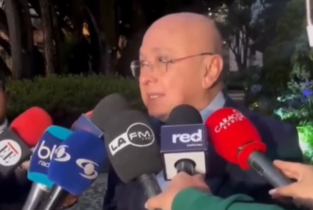 Petro convocará consulta popular por decreto pese a rechazo del Senado, según Montealegre