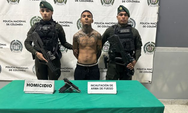 Capturado adulto y aprehendido menor por homicidio en el barrio La Esmeralda