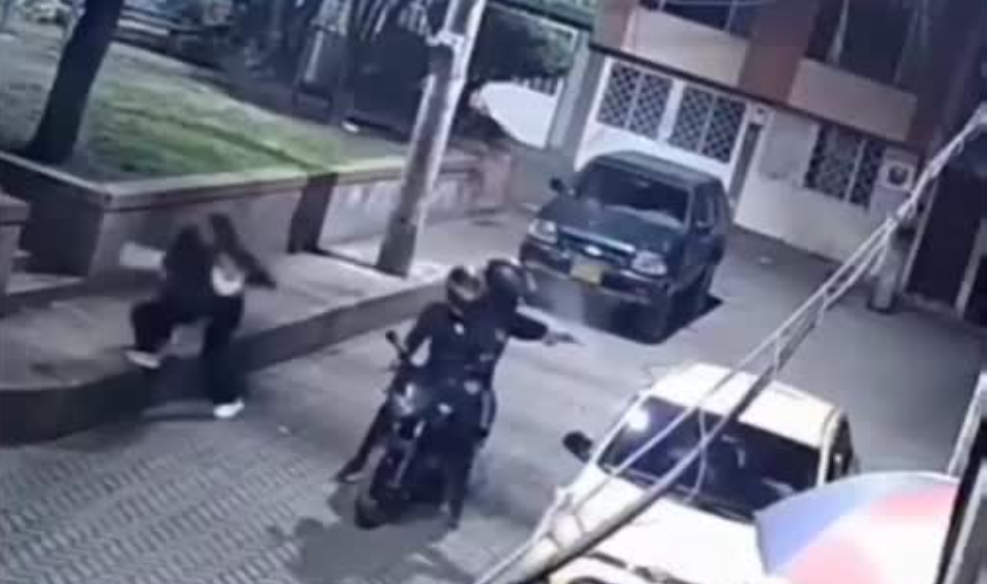 Terror en Usaquén: intento de sicariato en taxi deja un herido y niños testigos del ataque
