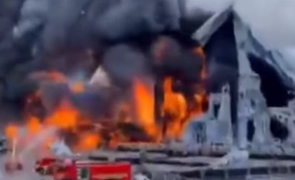 Incendio arrasa escenario principal de Tomorrowland a dos días del inicio del festival