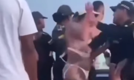 Turistas y policías se enfrentan por lancha con sobrecupo