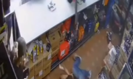 Video capta ejecución de uncomerciante por no pago de extorsión
