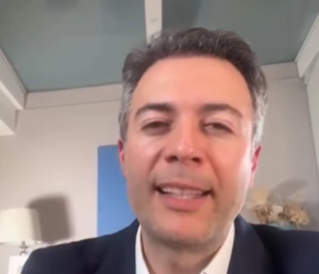 Daniel Quintero lanza fuertes insultos contra Abelardo de la Espriella en redes sociales