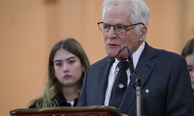 Padre de Miguel Uribe Turbay clama por “recuperar la seguridad” en Colombia