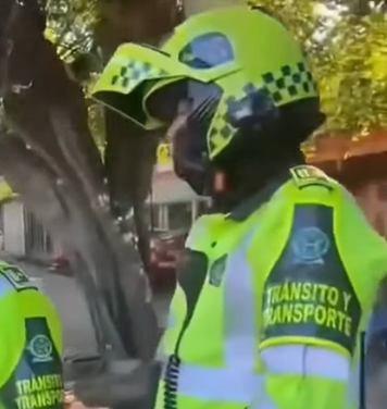 Denuncian a policías de tránsito en Barranquilla por imponer comparendos injustos