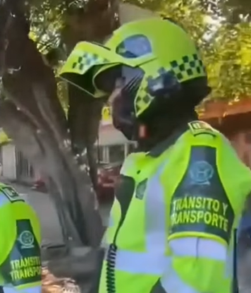 Denuncian a policías de tránsito en Barranquilla por imponer comparendos injustos