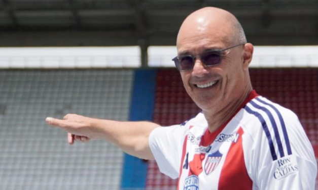 El ‘Profesor X’ del Junior: Arias guía al equipo invicto del FPC